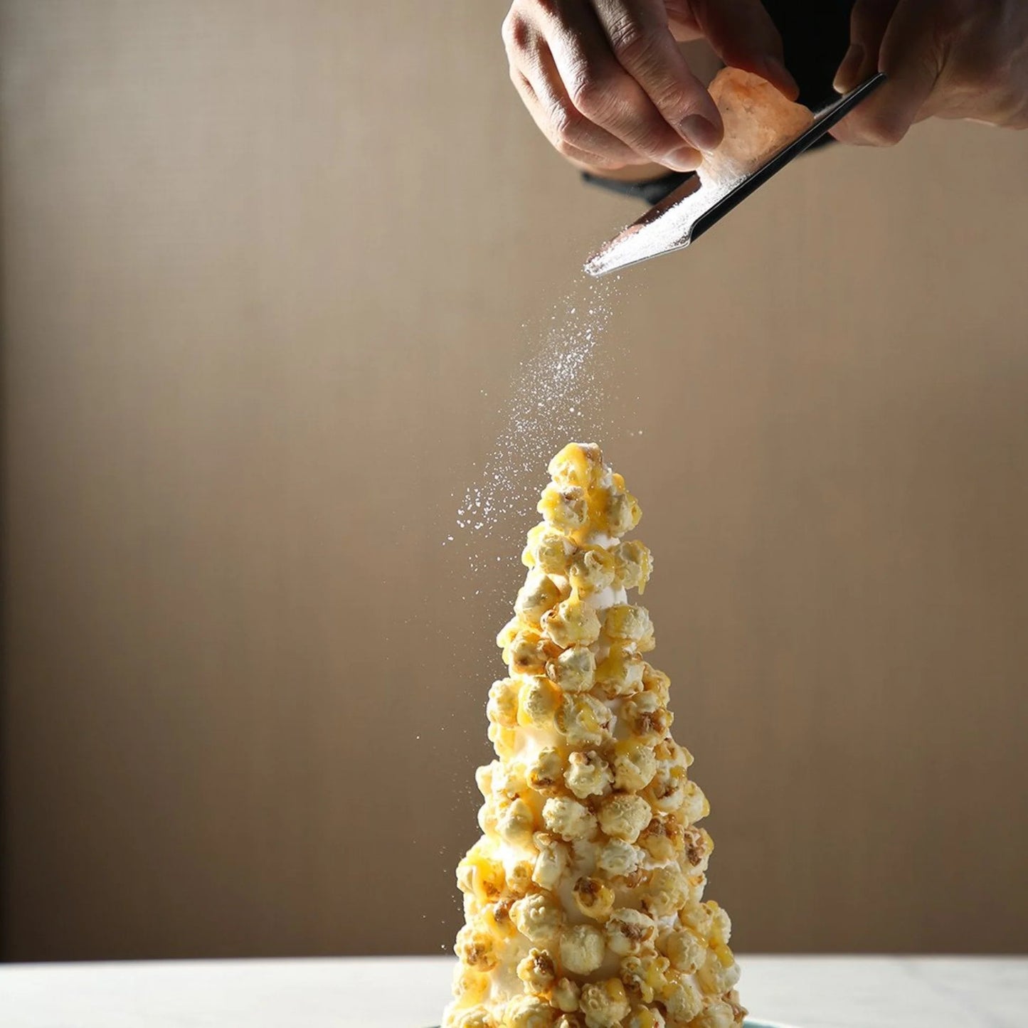 Rivsalt Himalayan Salt & Grater Set | Oak