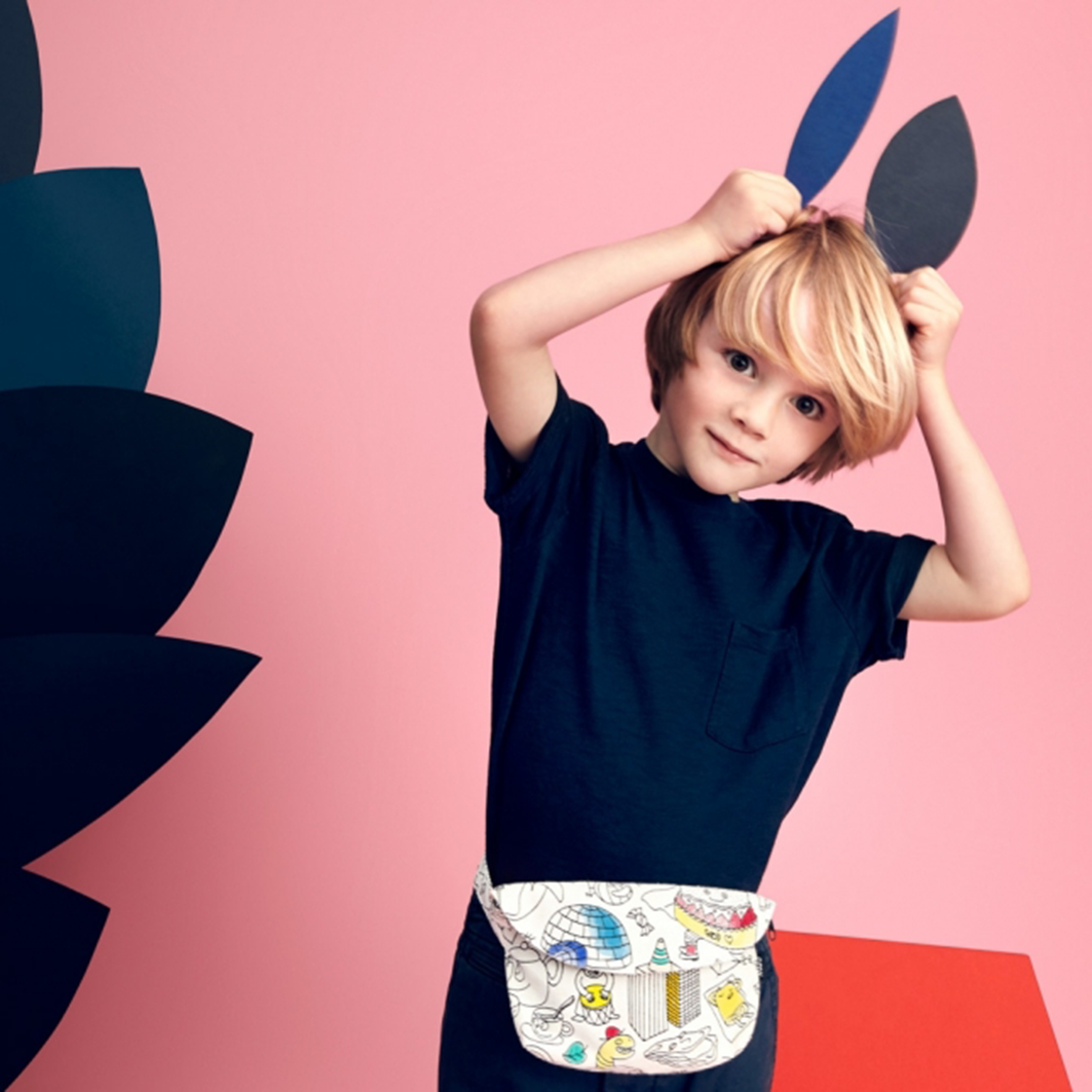 OMY France ~ Bum Bag Colouring Kit