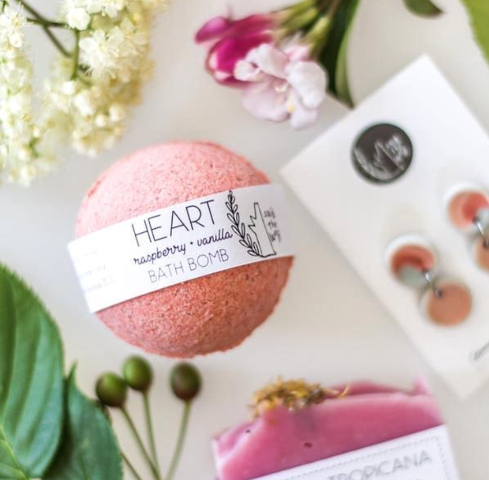 Bath Bomb | Heart ~ Raspberry + Vanilla